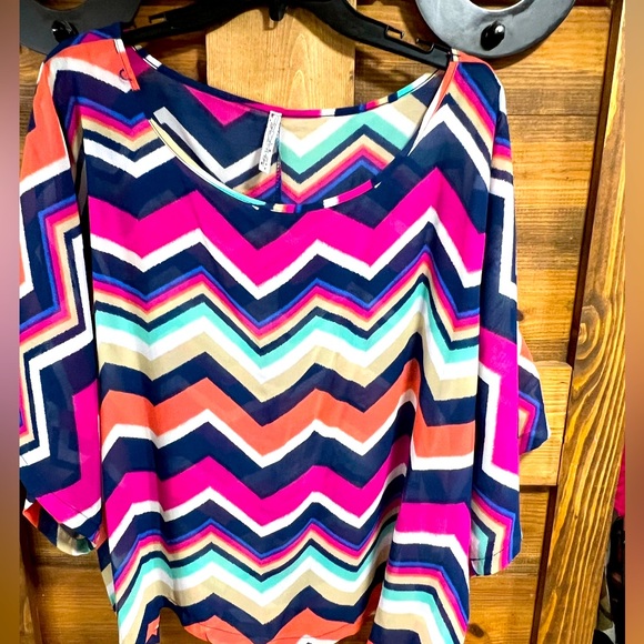 1X Chevron Blouse - Picture 1 of 2